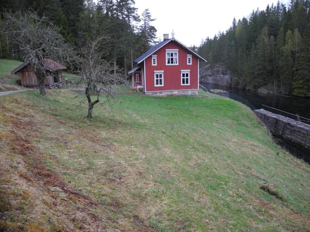 Hotel Vrangfoss Slusevokterbolig Funnemark Exterior foto